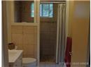 605 Wildwood Cres - Image 17